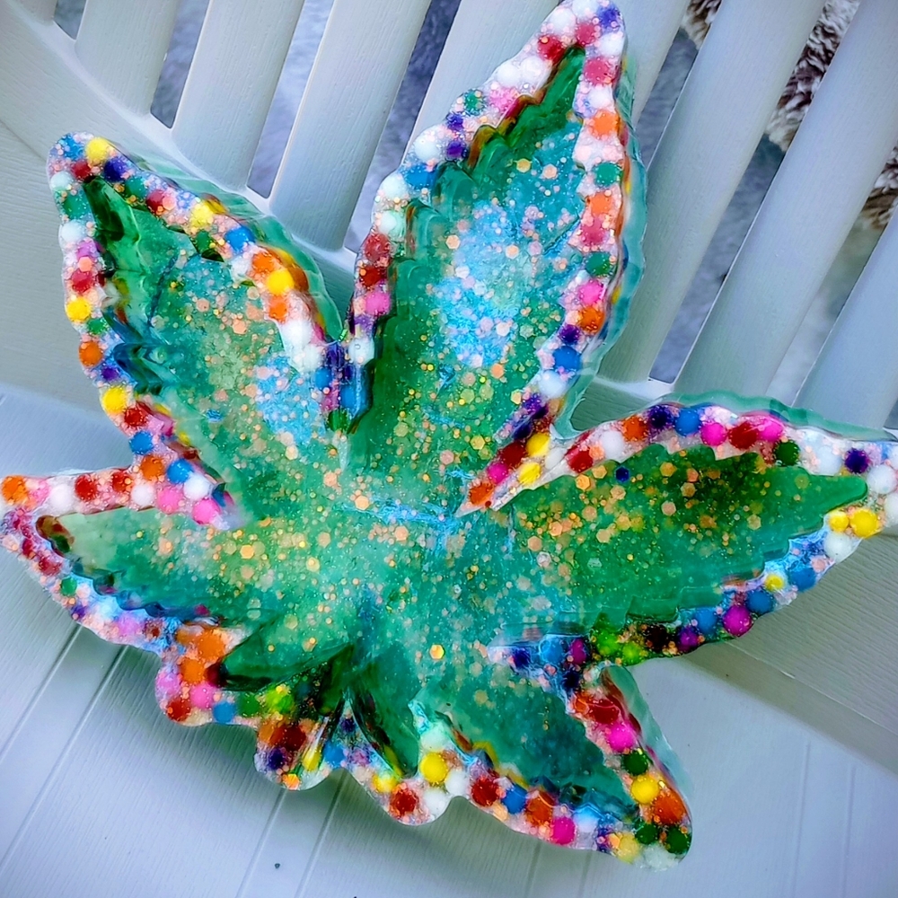 Maple Leaf Resin Resin ASHTRAY Handmade